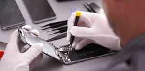 Learn how to repair your iPhone through our tutorials